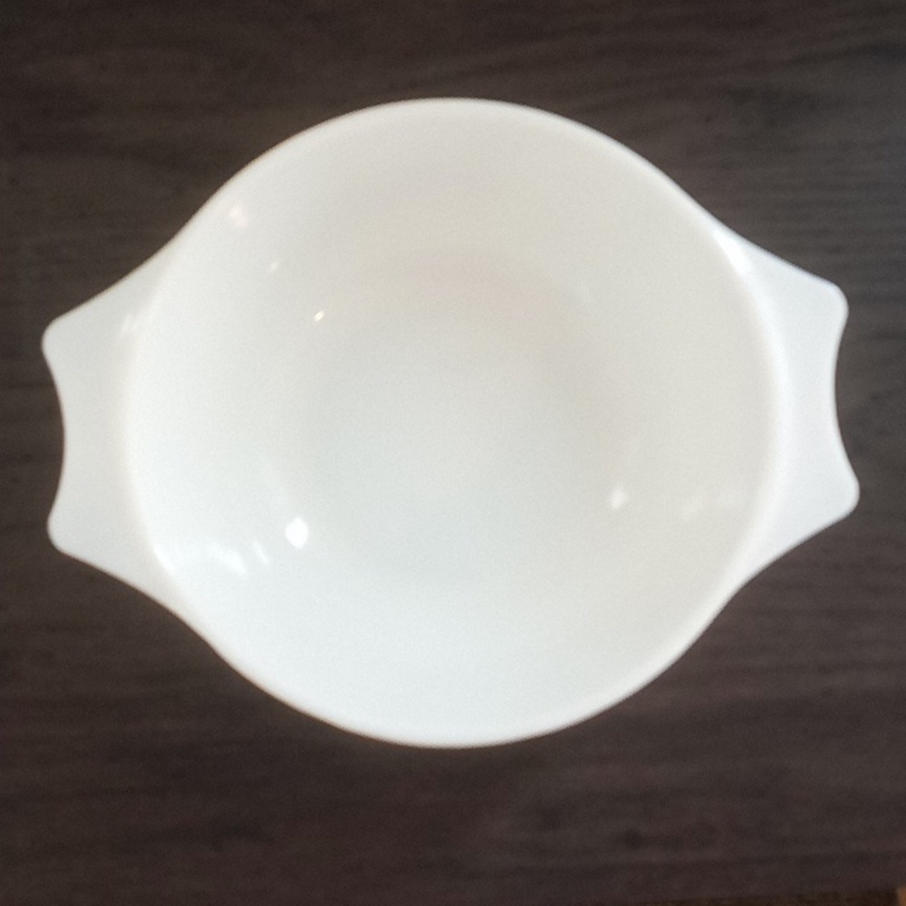 Vintage Pyrex Country Autumn bowl. Made in England. - Picture 2 of 3